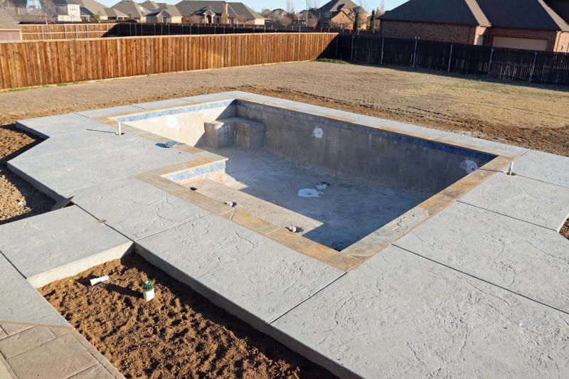 Installation d'une piscine dans votre jardin, guide complet et conseils pratiques